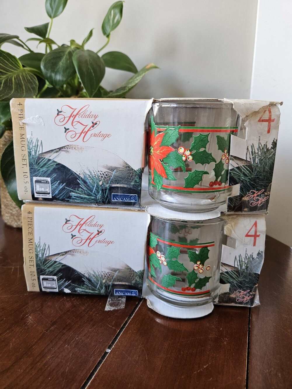 NIB Vintage Ancam Holiday Heritage Pointsettia Mugs Set Of 8